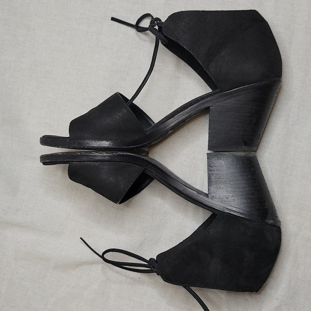 Eileen Fisher Ann Ankle Tie Sandal open toe black - Picture 9 of 13
